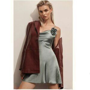 Brand New Elliatt Zinnia Sleeveless Rosette Mini Dress